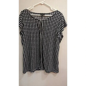 Women's box top, sleeveless black with white polka dots in size XL